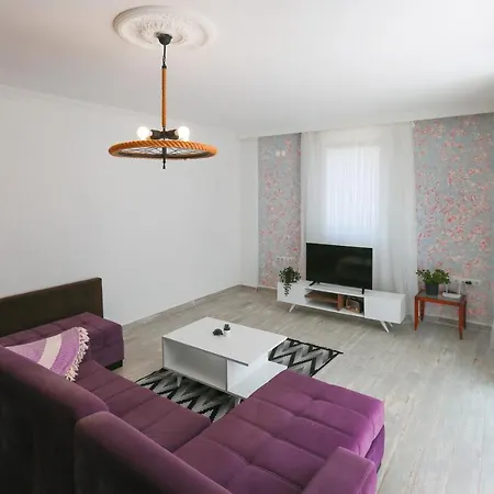 Alina Hotel