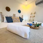 Alina Hotel 3*